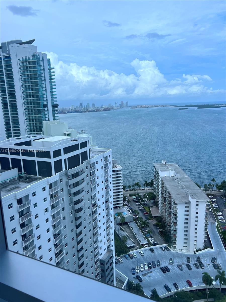 MILLENNIUM TOWER CONDOMIN - Residential
