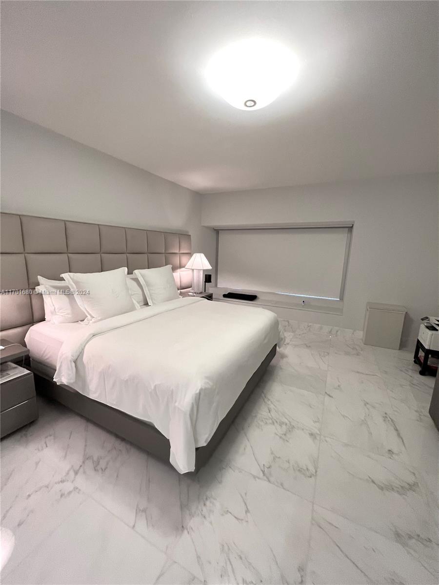 MILLENNIUM TOWER CONDOMIN - Residential