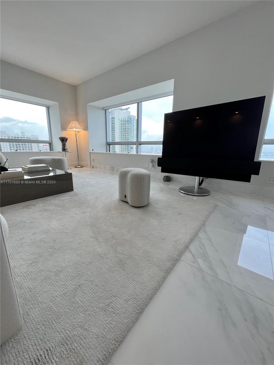 MILLENNIUM TOWER CONDOMIN - Residential