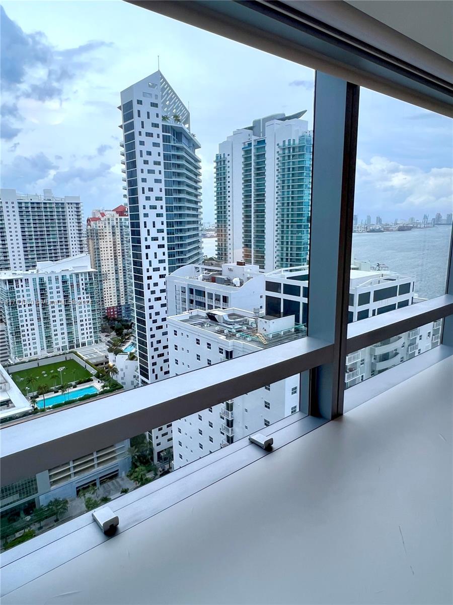MILLENNIUM TOWER CONDOMIN - Residential