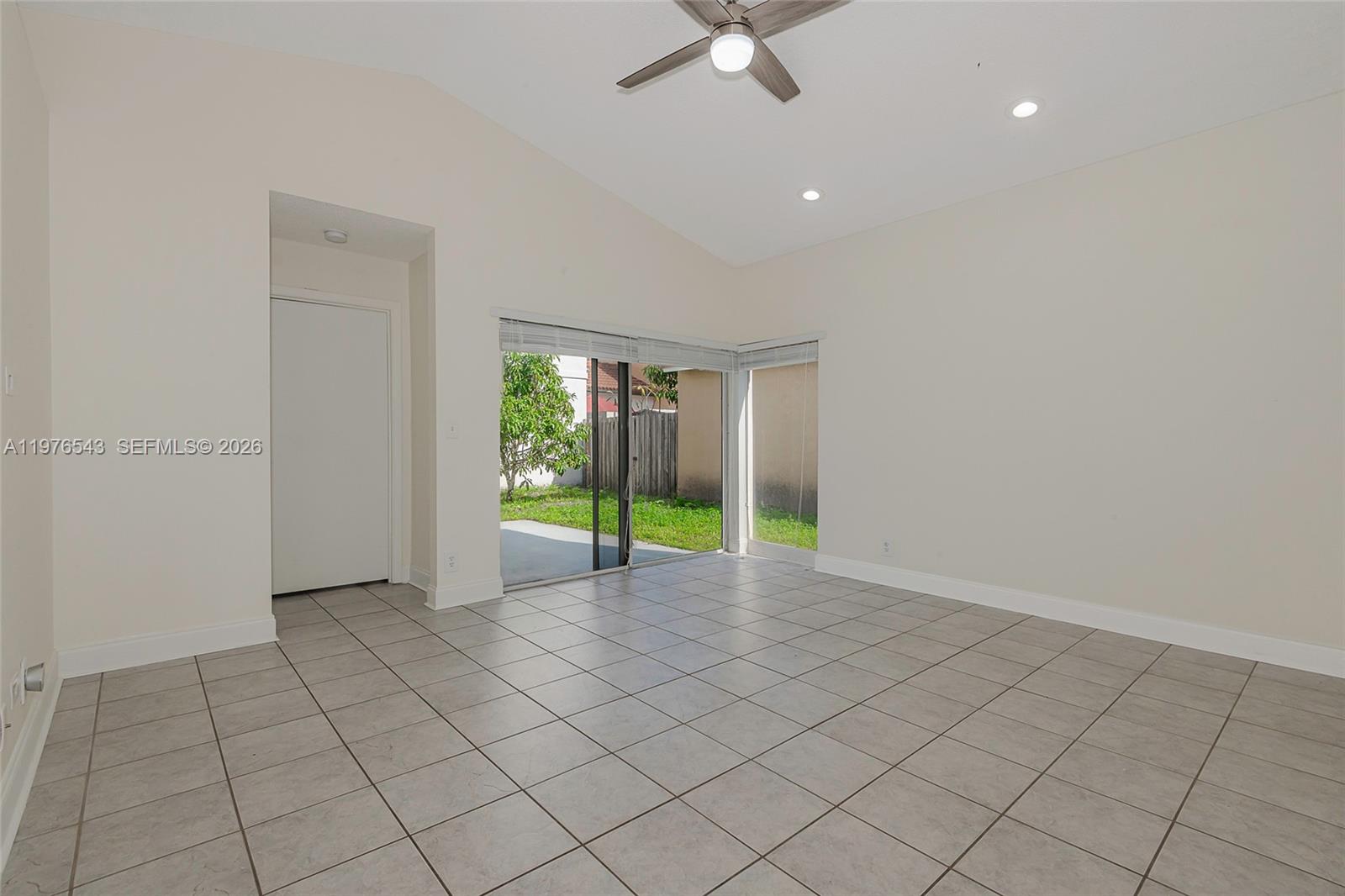 SILVER LAKES PHASE II REP - Residential Lease