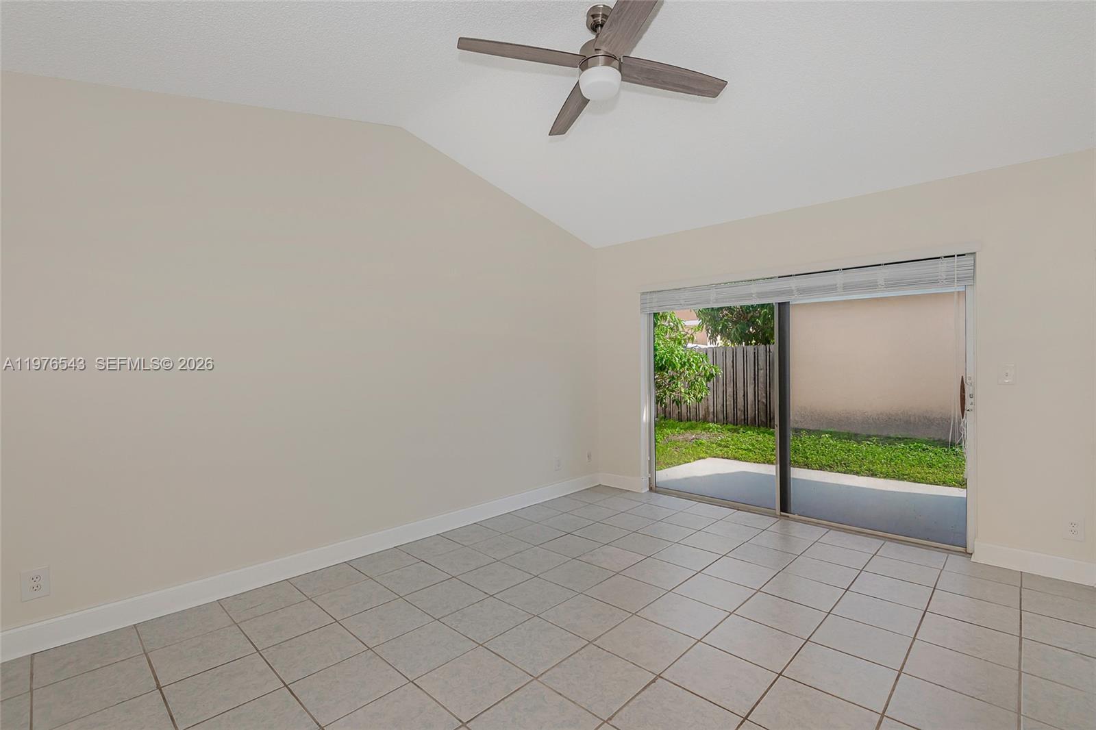 SILVER LAKES PHASE II REP - Residential Lease