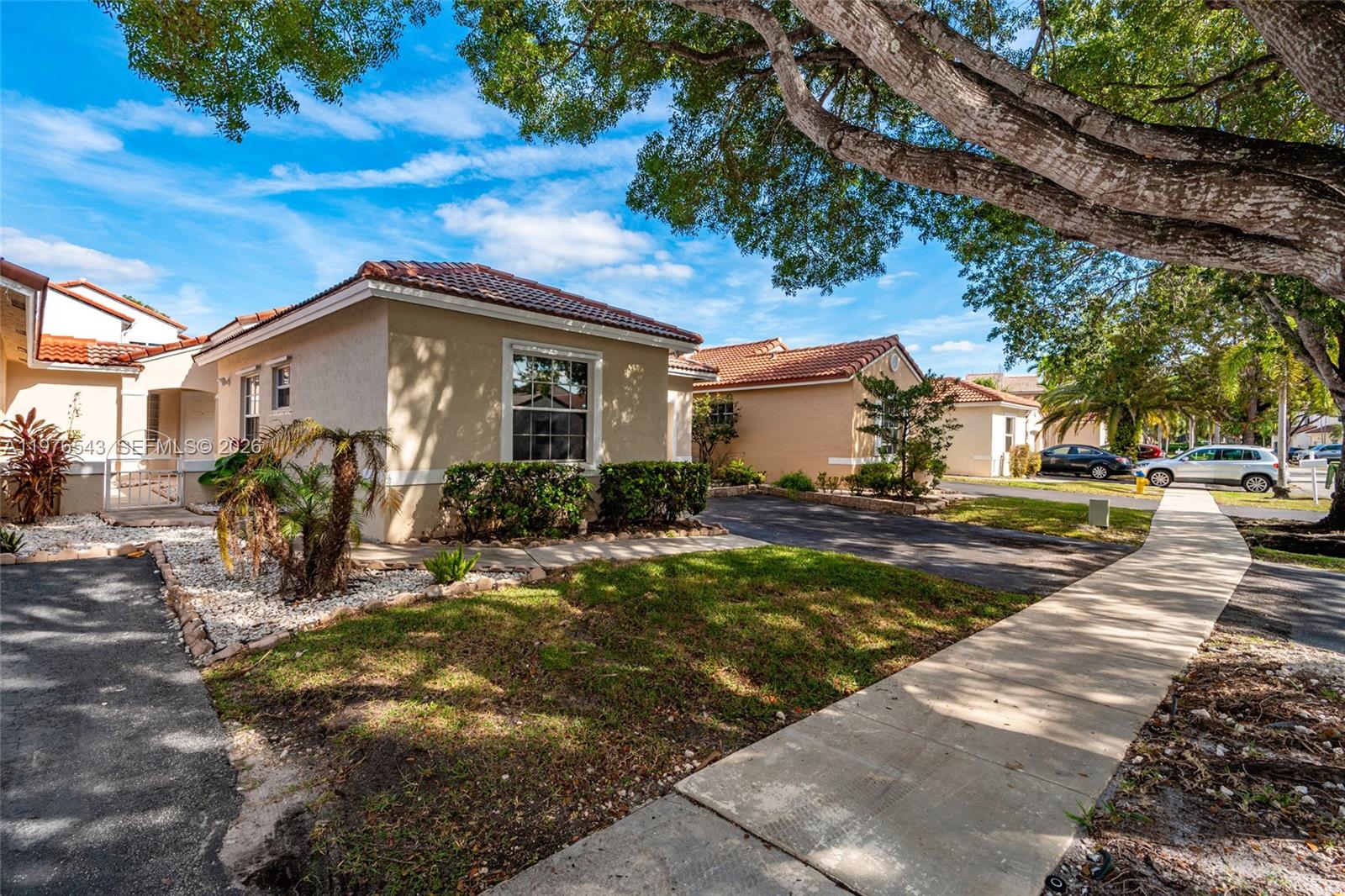 SILVER LAKES PHASE II REP - Residential Lease