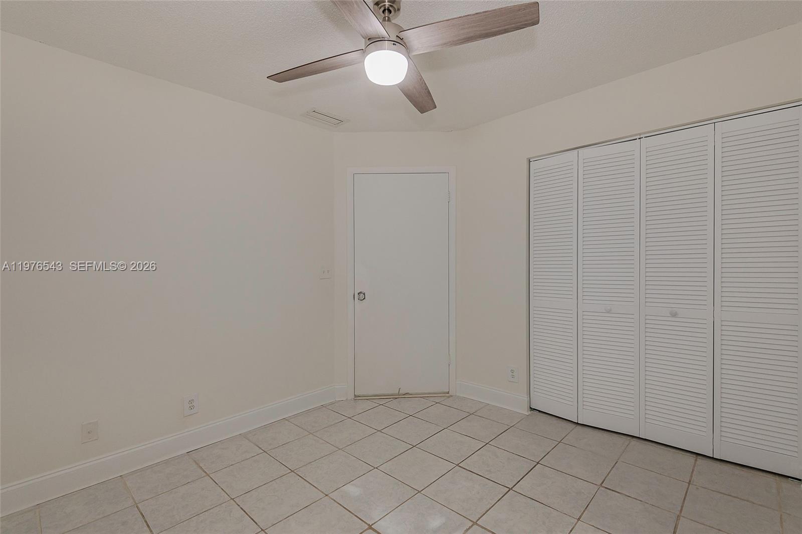 SILVER LAKES PHASE II REP - Residential Lease