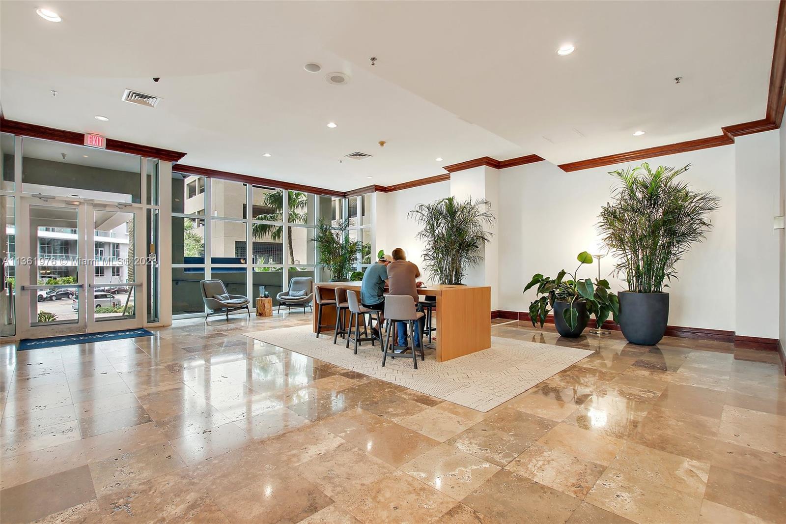 Yacht Club Brickell - Residential Lease