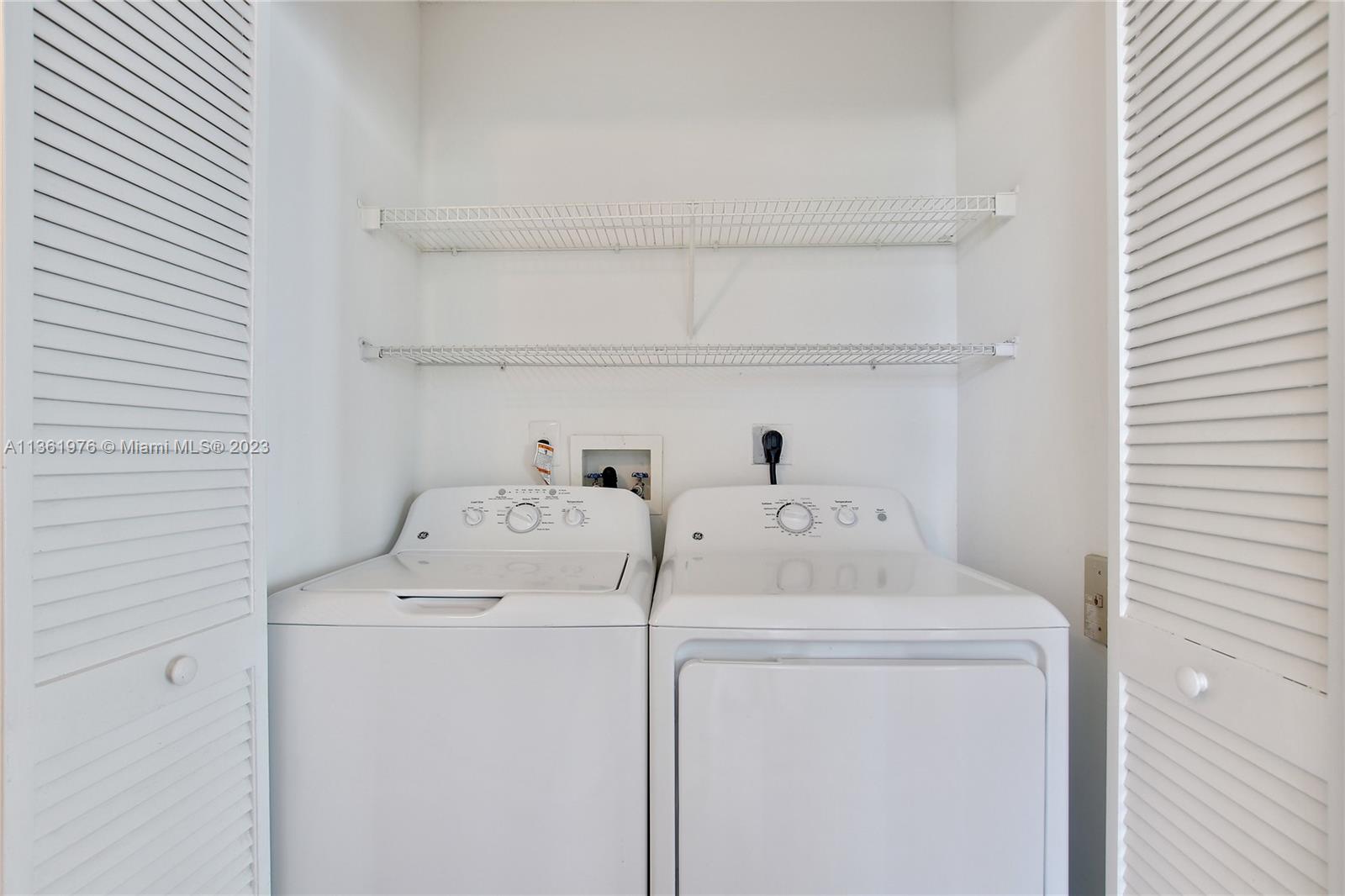 Yacht Club Brickell - Residential Lease