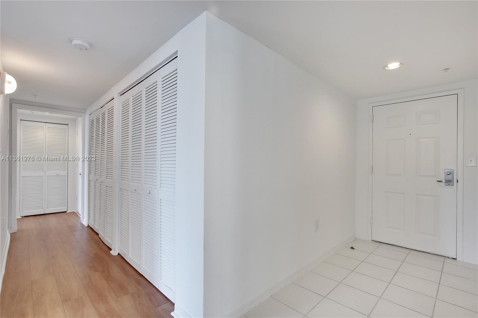 Yacht Club Brickell - Residential Lease