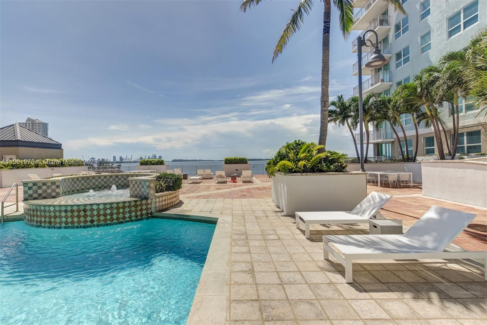 Yacht Club Brickell - Residential Lease