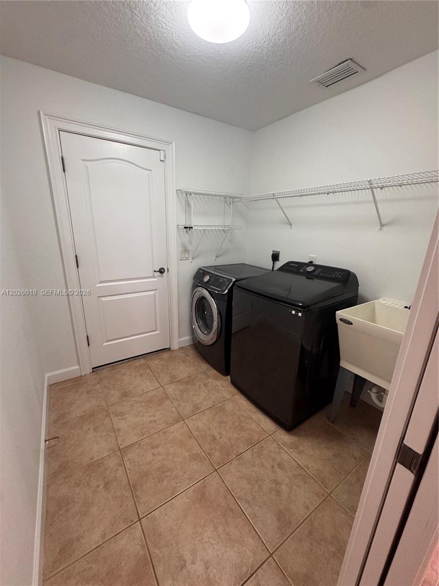 PORT ST LUCIE SECTION 12 - Residential
