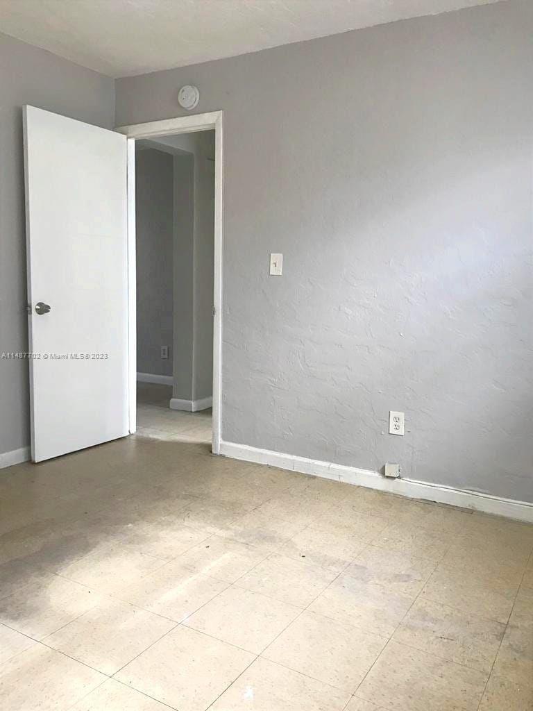 SOSTS SUB - Residential Lease