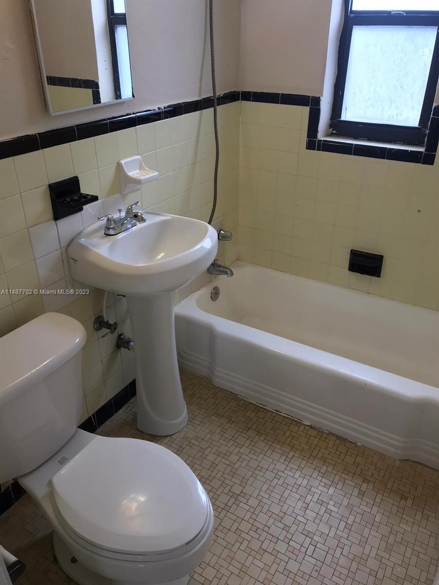 SOSTS SUB - Residential Lease