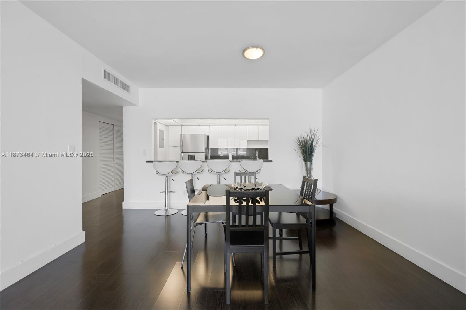 OCEANVIEW BUILDING B COND - Residential