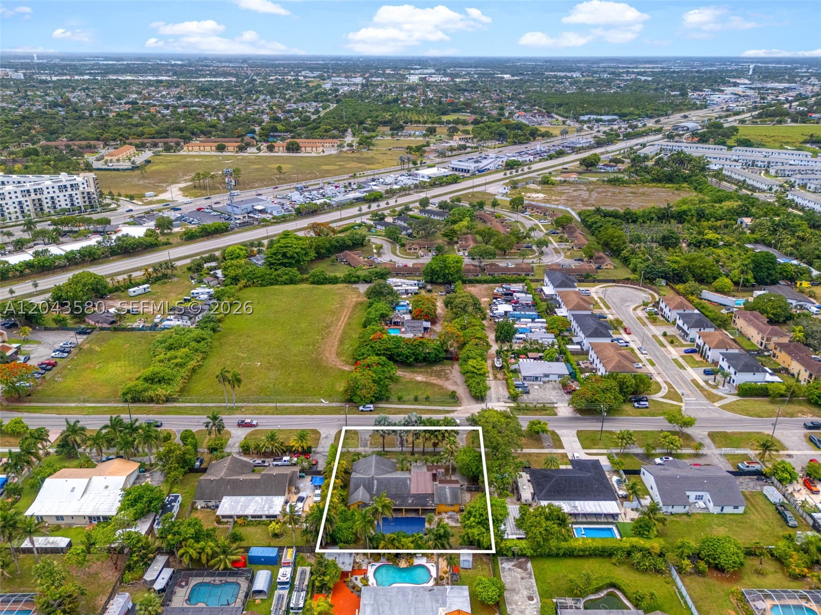 THE CEDARS ESTATES - Residential