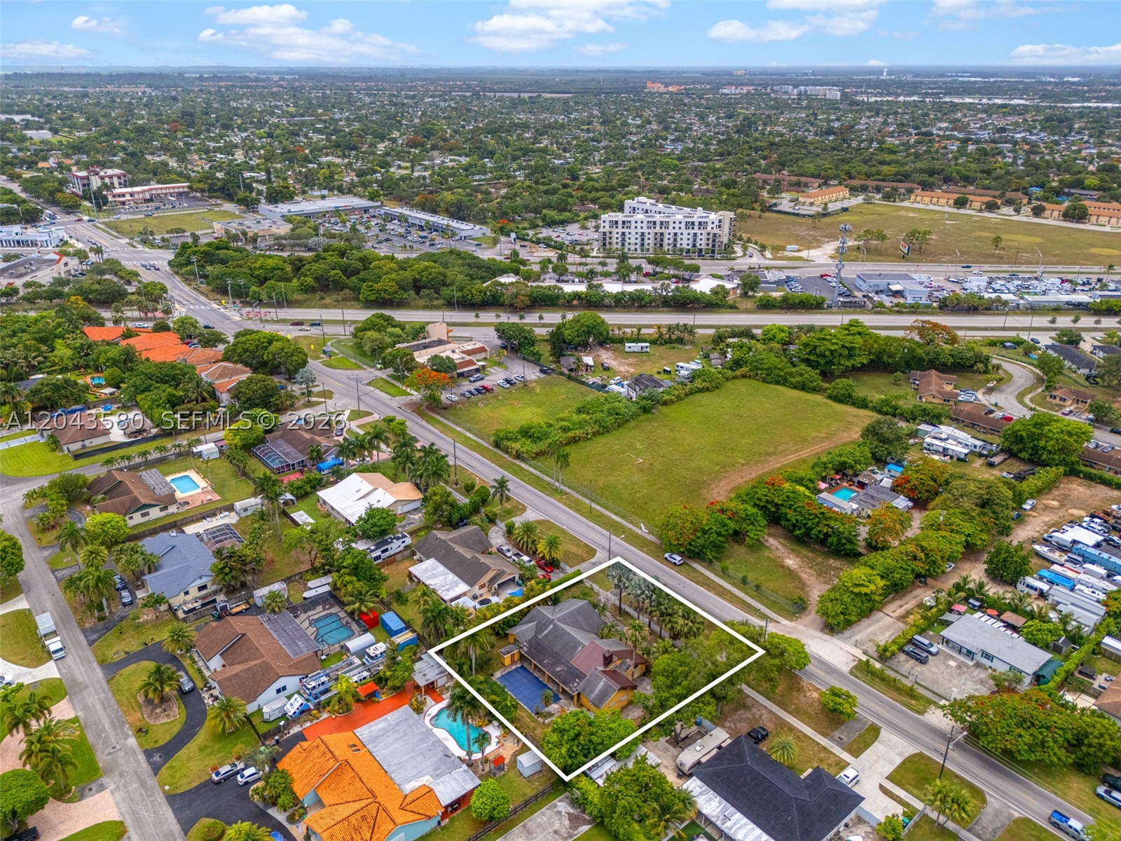 THE CEDARS ESTATES - Residential