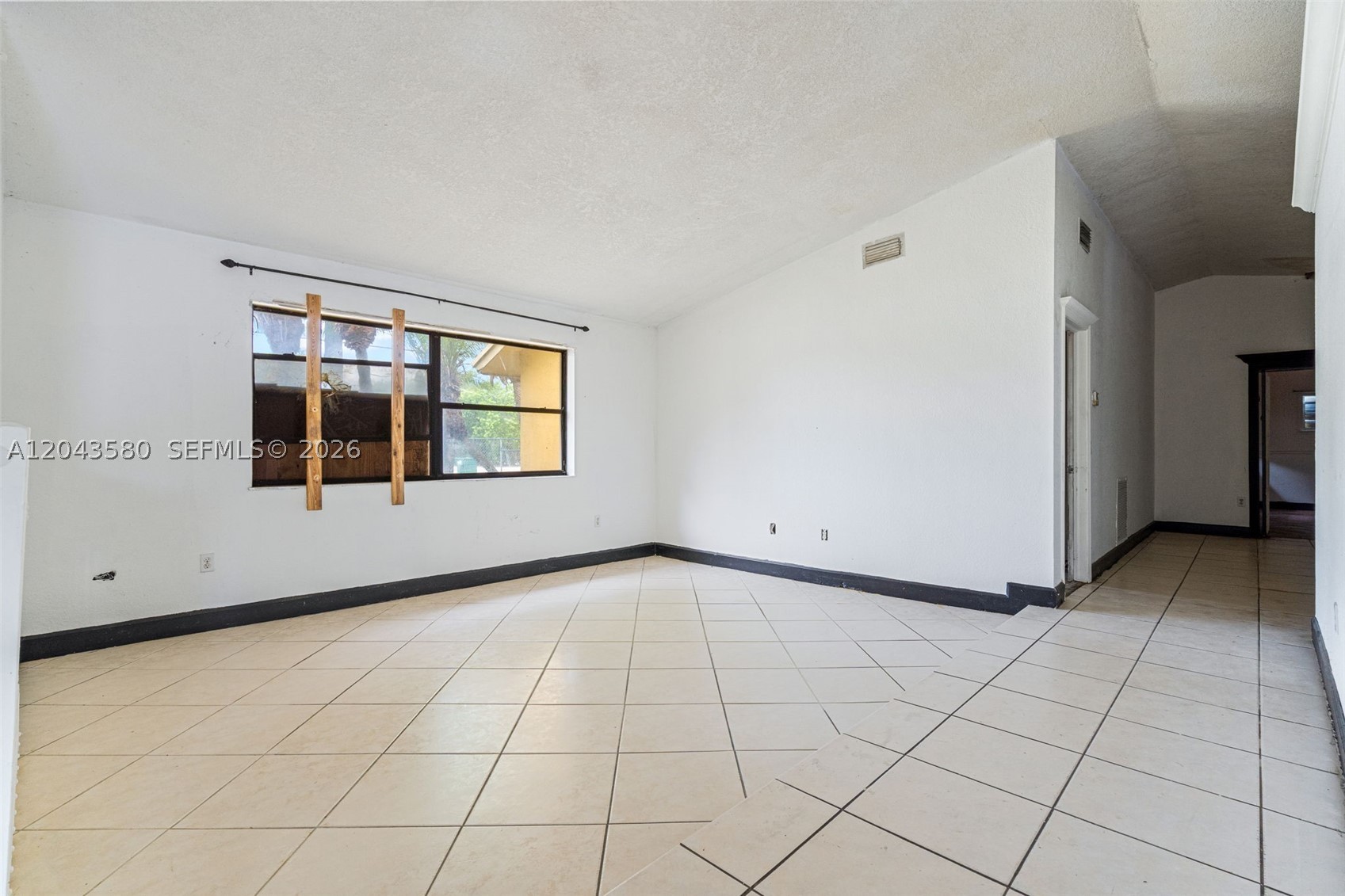 THE CEDARS ESTATES - Residential