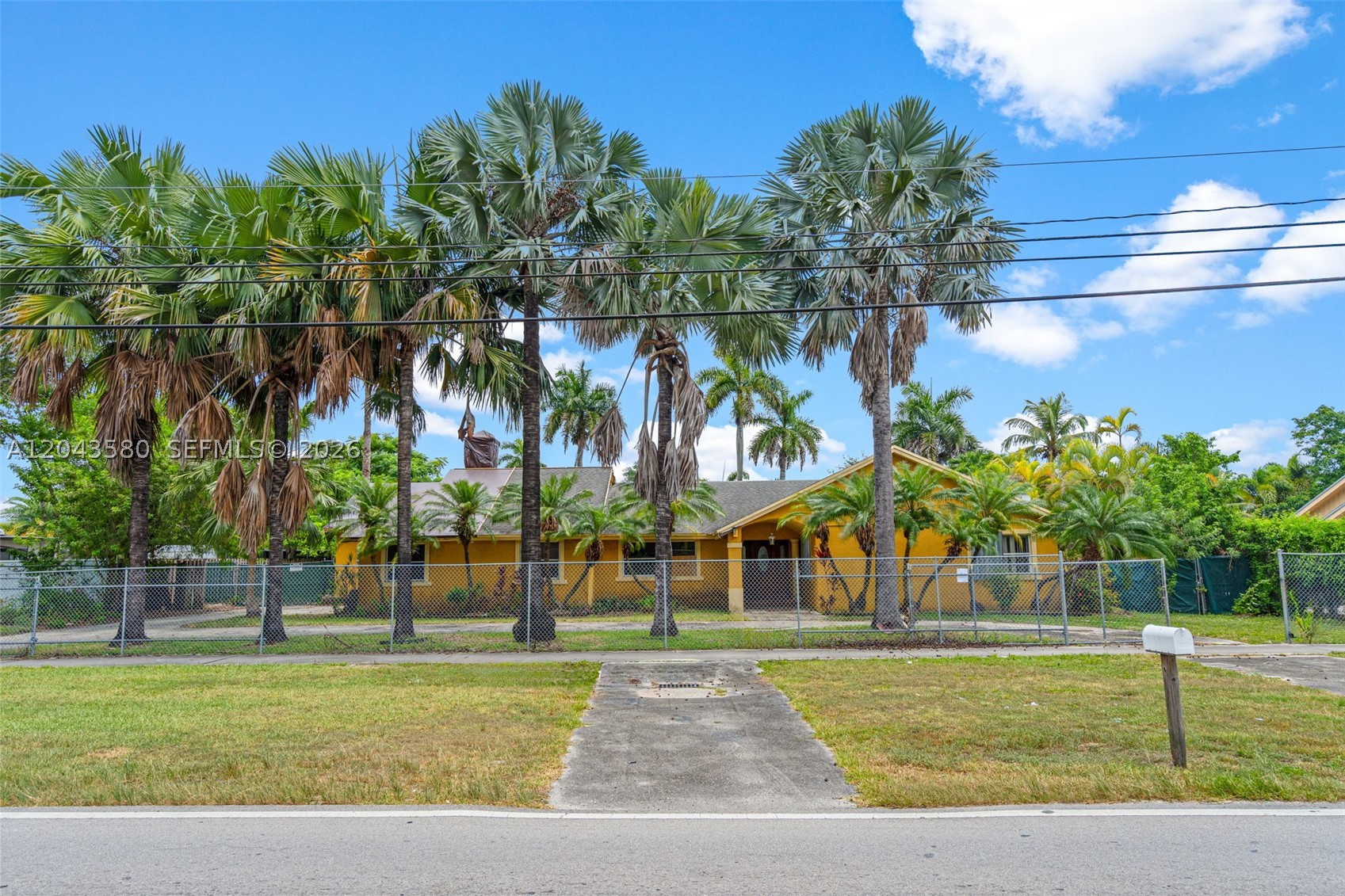 THE CEDARS ESTATES - Residential