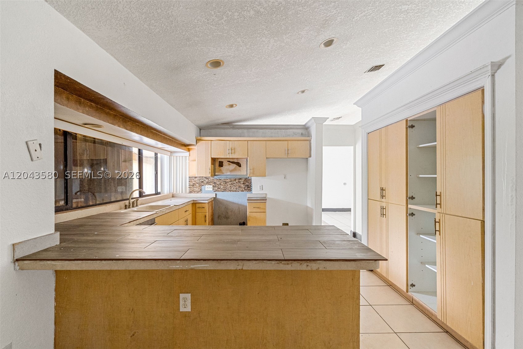 THE CEDARS ESTATES - Residential