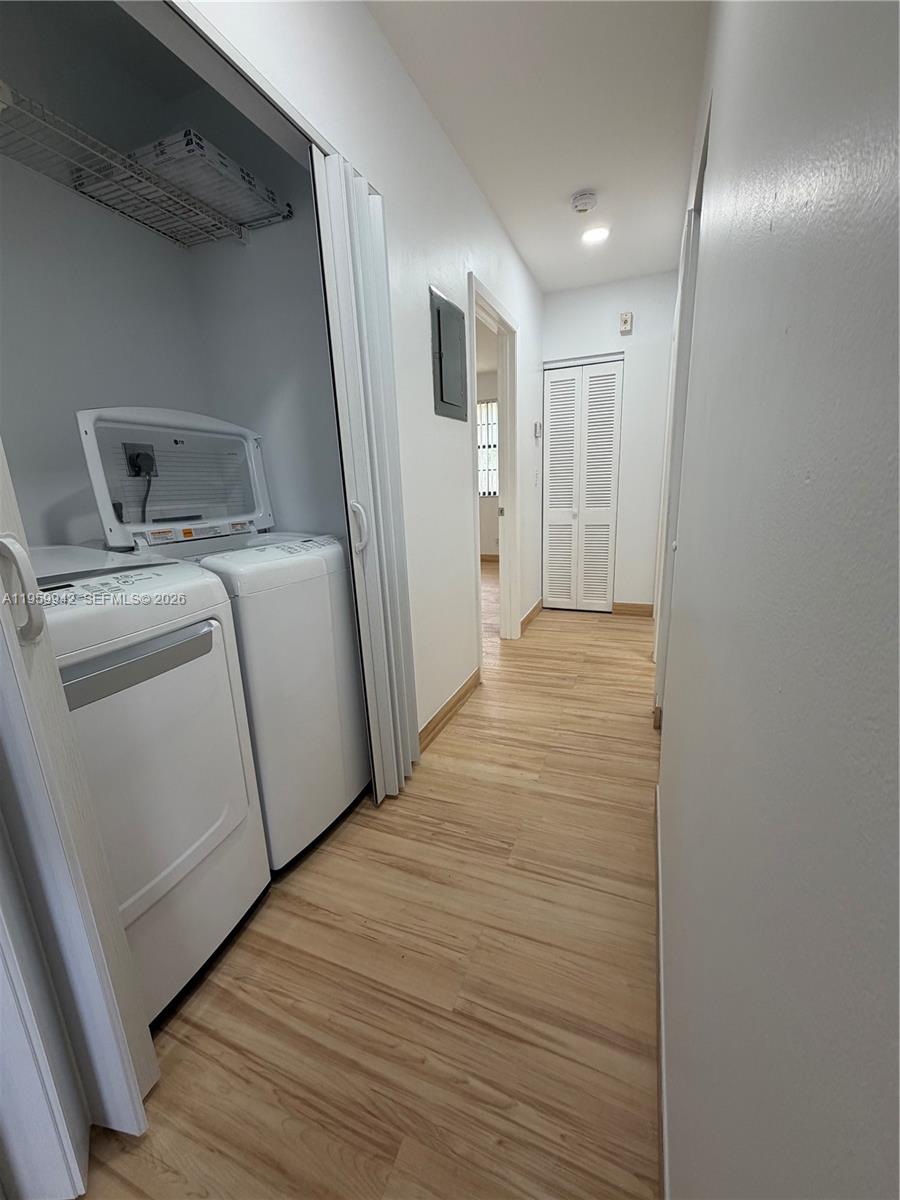 COUNTRY PARK CONDO - Residential Lease