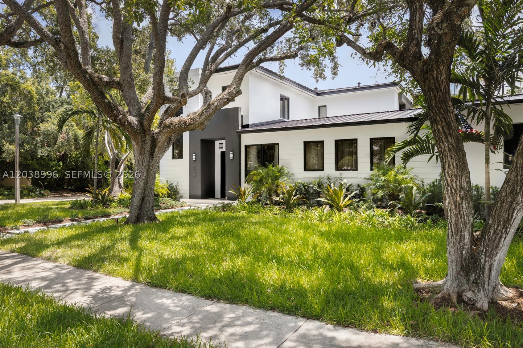 NATOMA MANORS - Residential