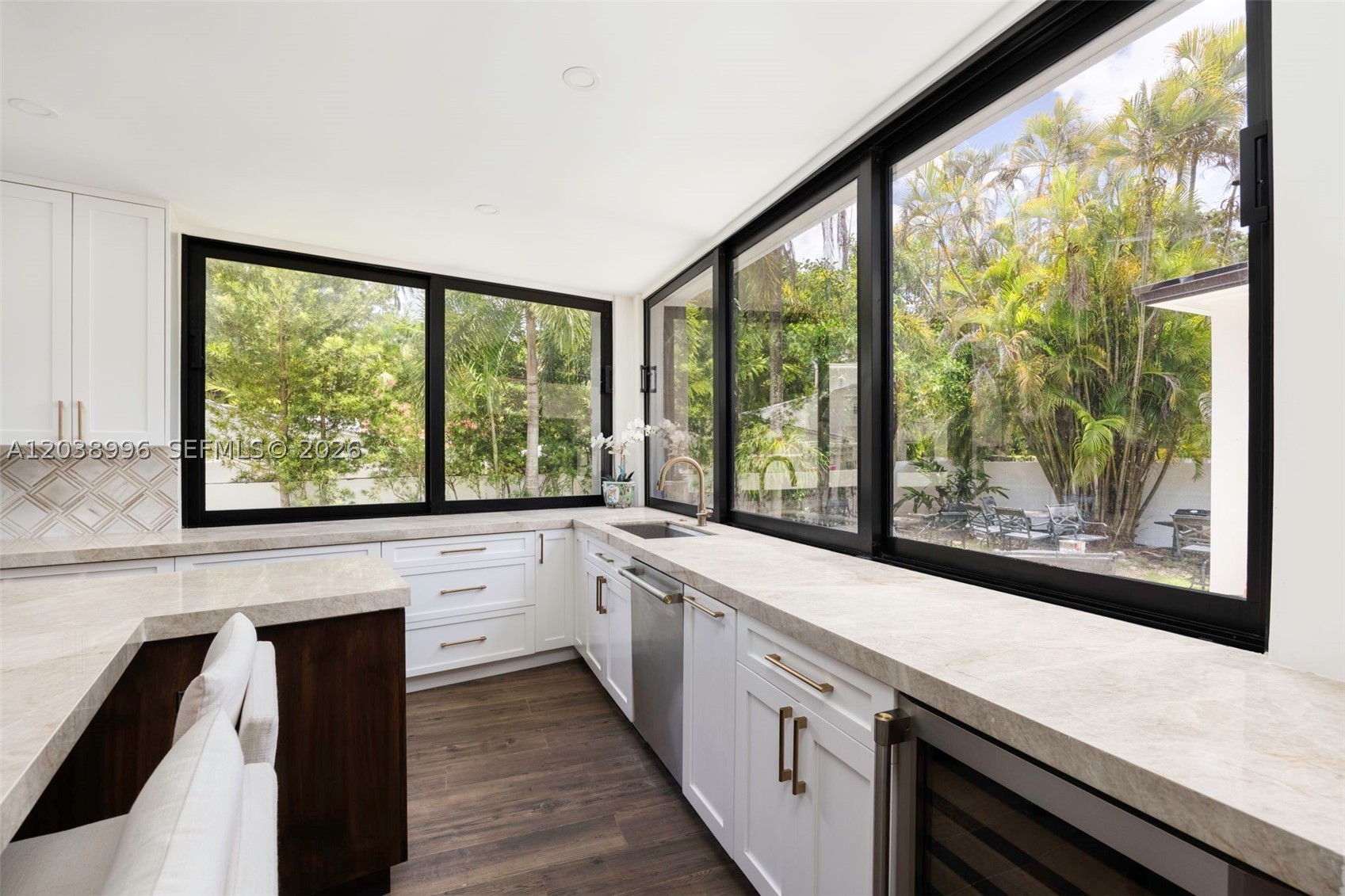 NATOMA MANORS - Residential