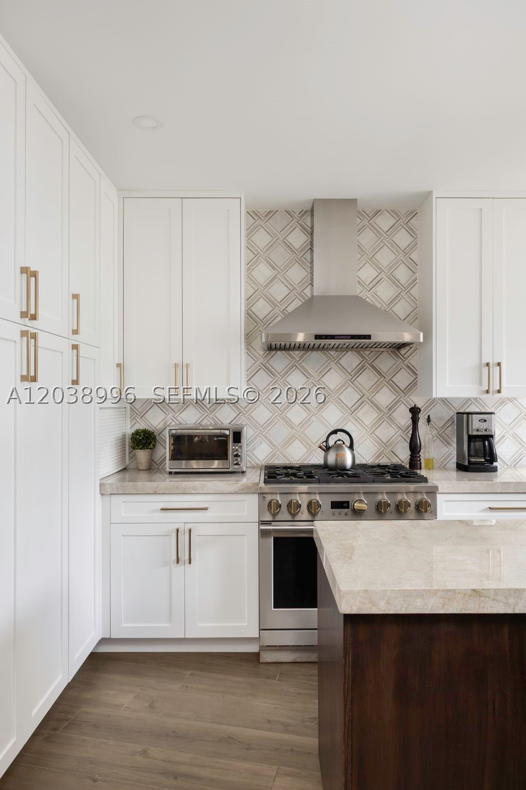 NATOMA MANORS - Residential