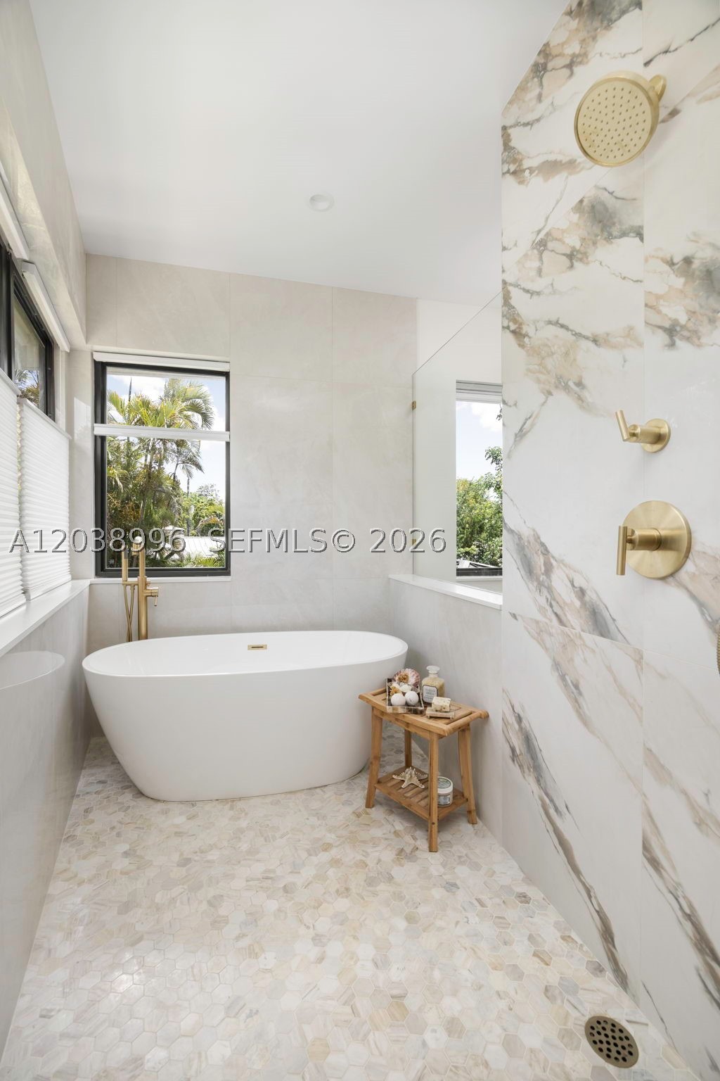 NATOMA MANORS - Residential