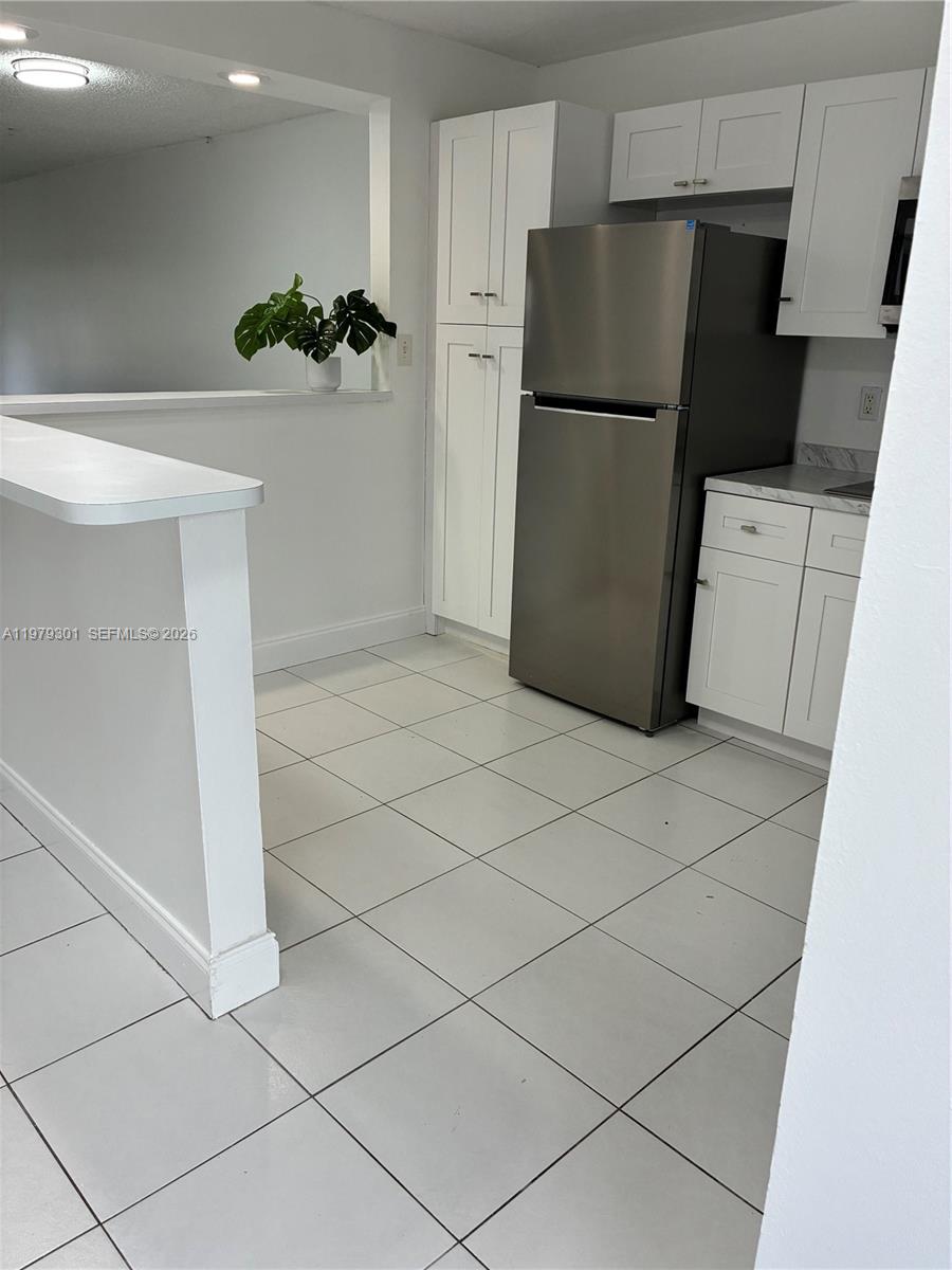 APPLEGREEN CONDO APTS 1 - Residential