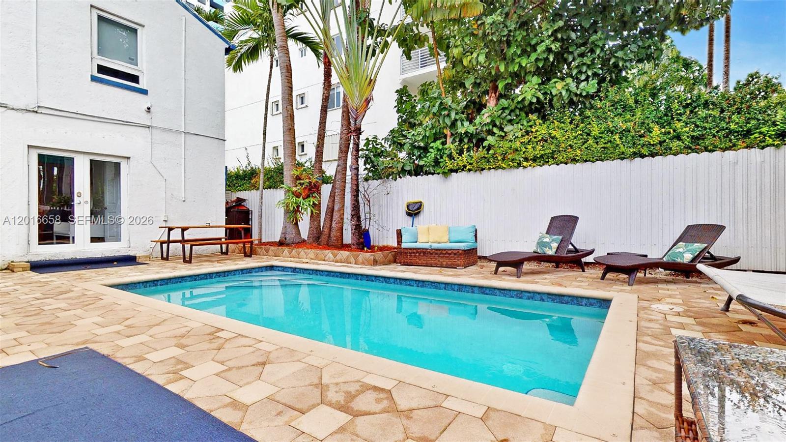 ALTON BEACH BAY FRONT RE- - Residential