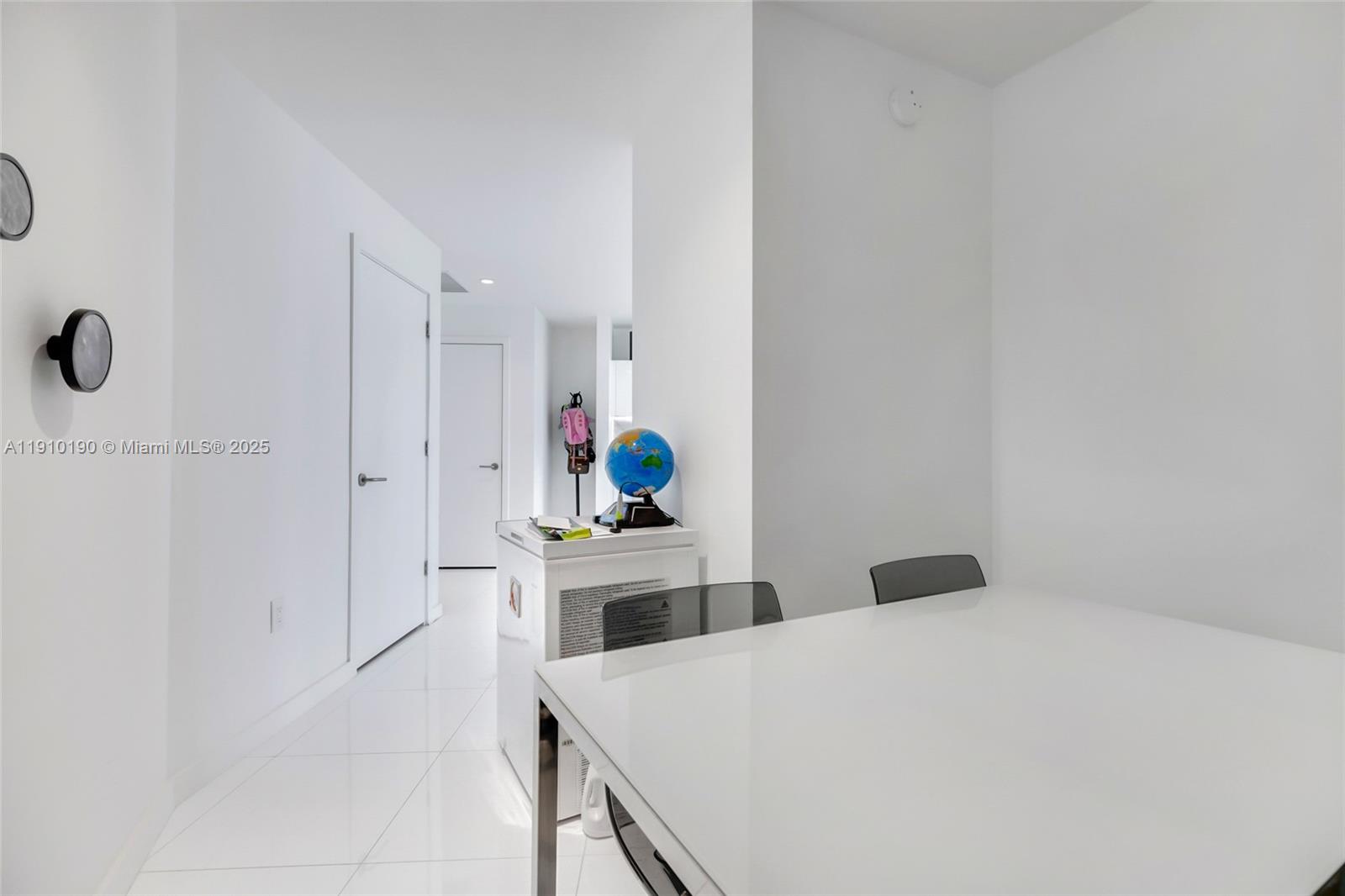 PARAMOUNT MIAMI WORLDCENT - Residential