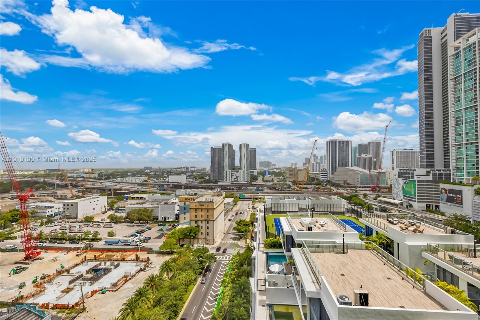 PARAMOUNT MIAMI WORLDCENT - Residential