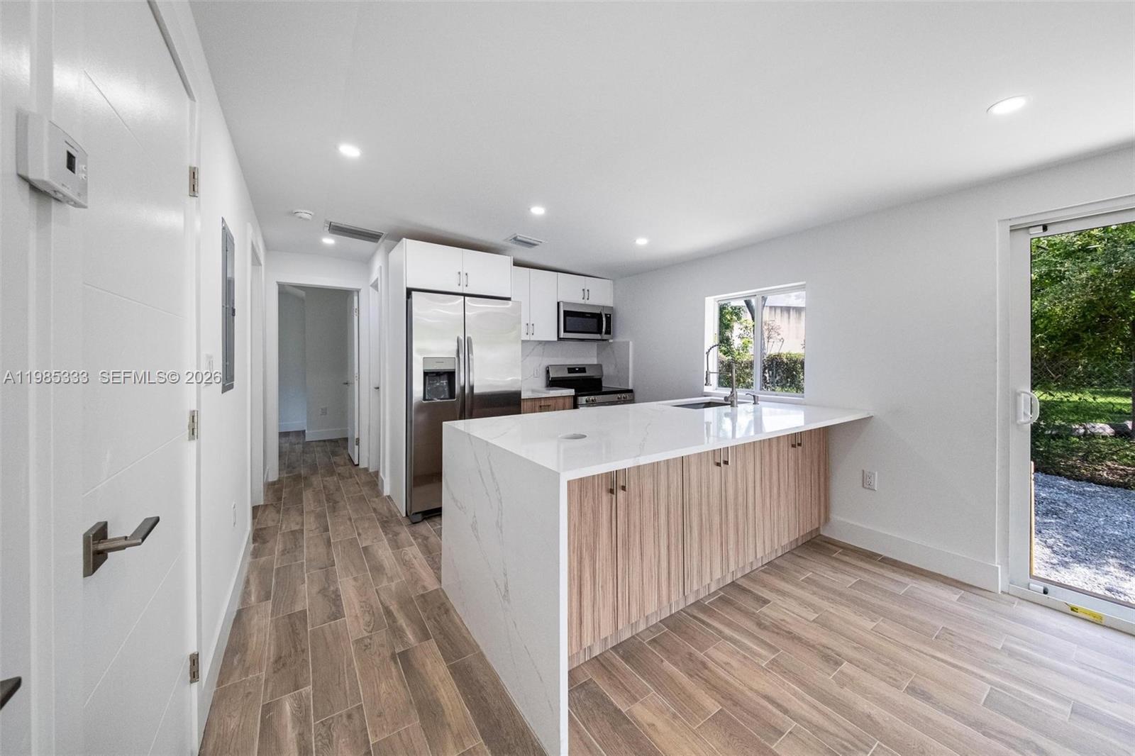 BUENA VISTA GARDENS EXTEN - Residential Lease