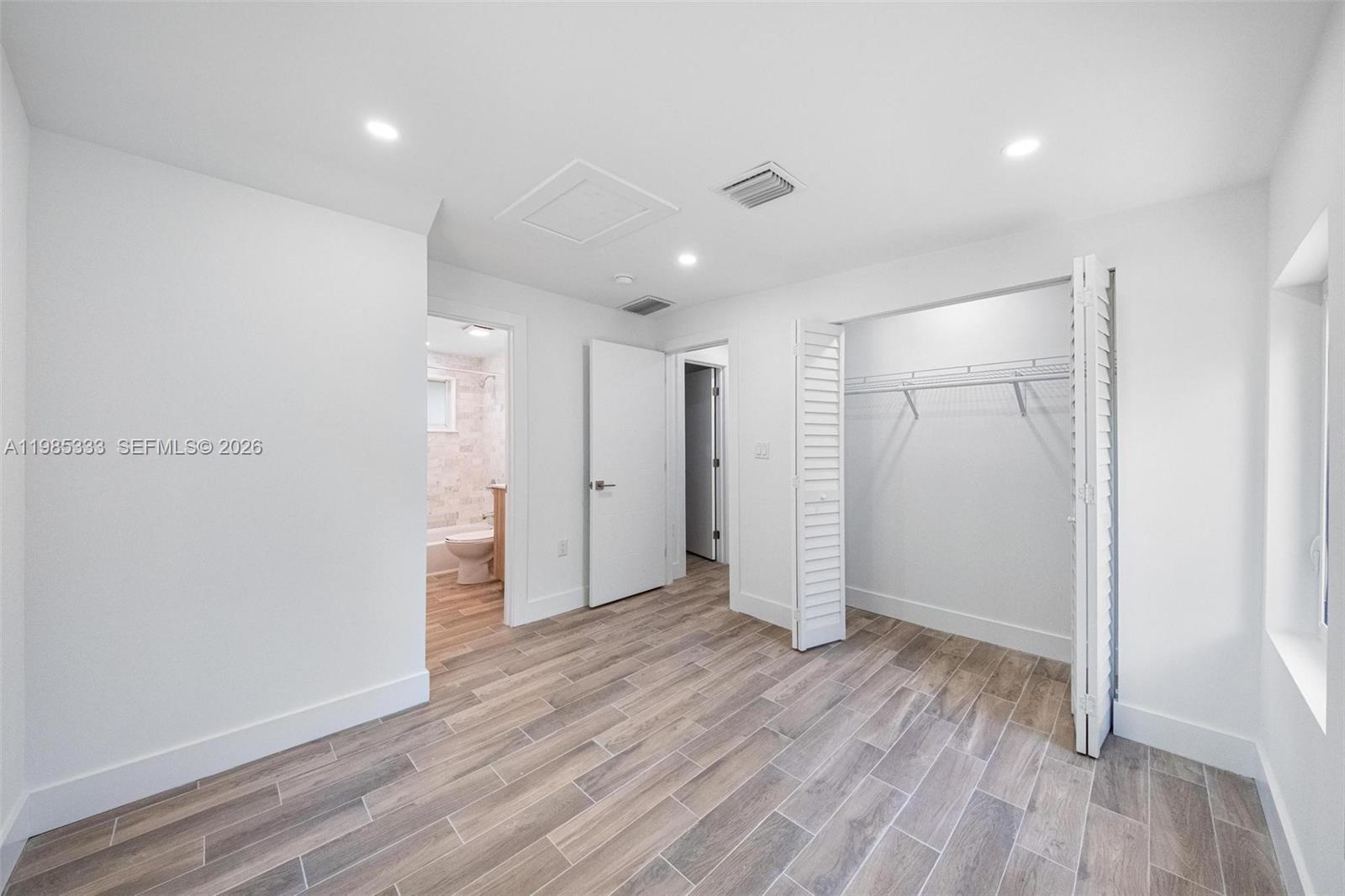 BUENA VISTA GARDENS EXTEN - Residential Lease