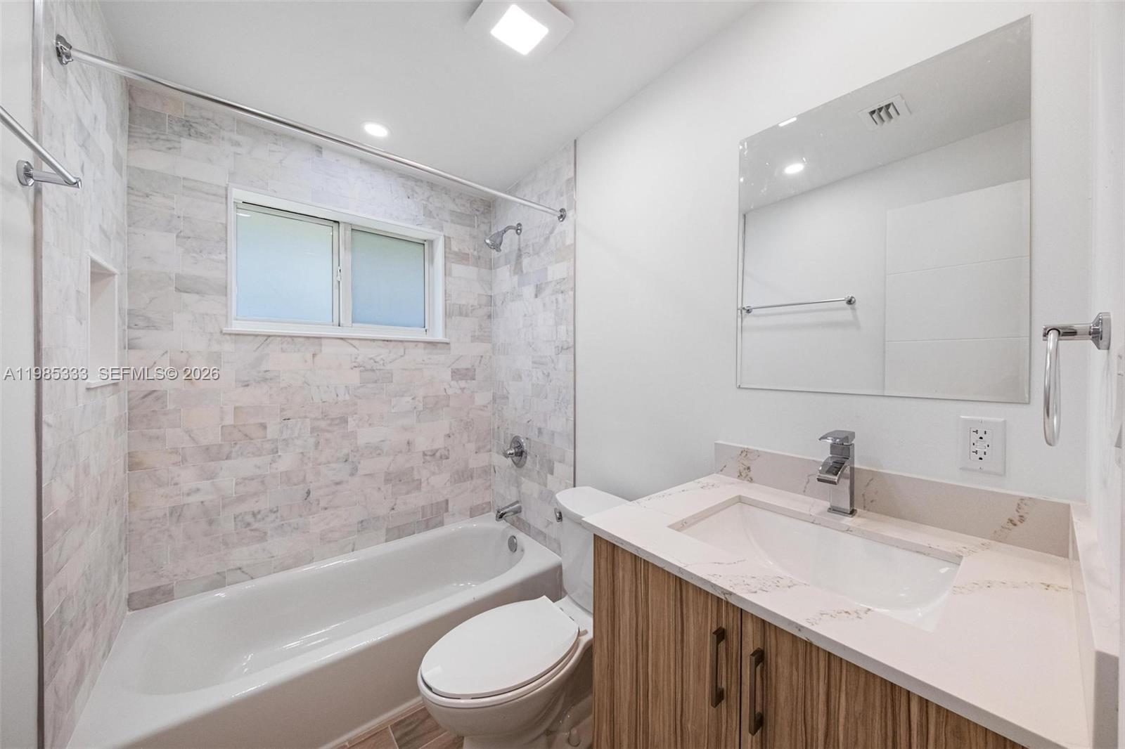 BUENA VISTA GARDENS EXTEN - Residential Lease