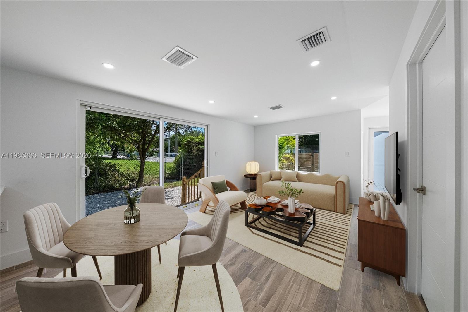 BUENA VISTA GARDENS EXTEN - Residential Lease