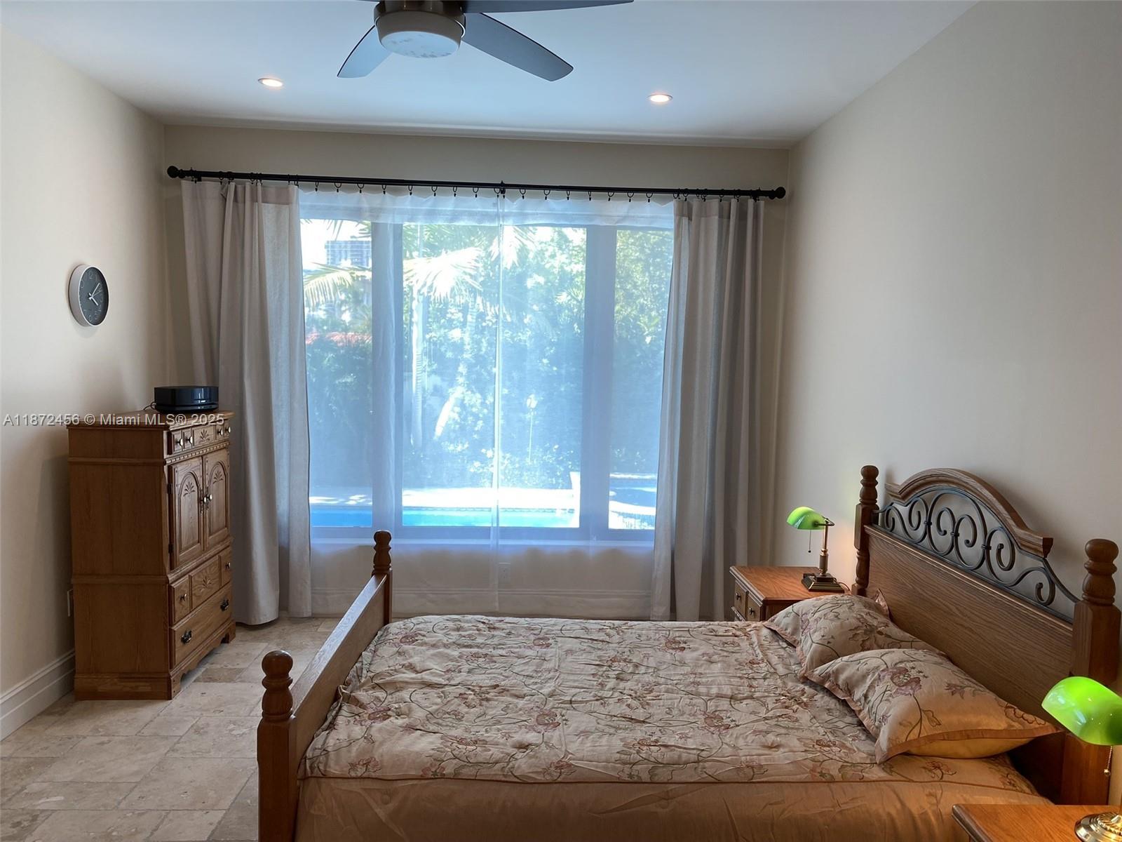 GOLDEN SHORES OCEAN BLVD - Residential