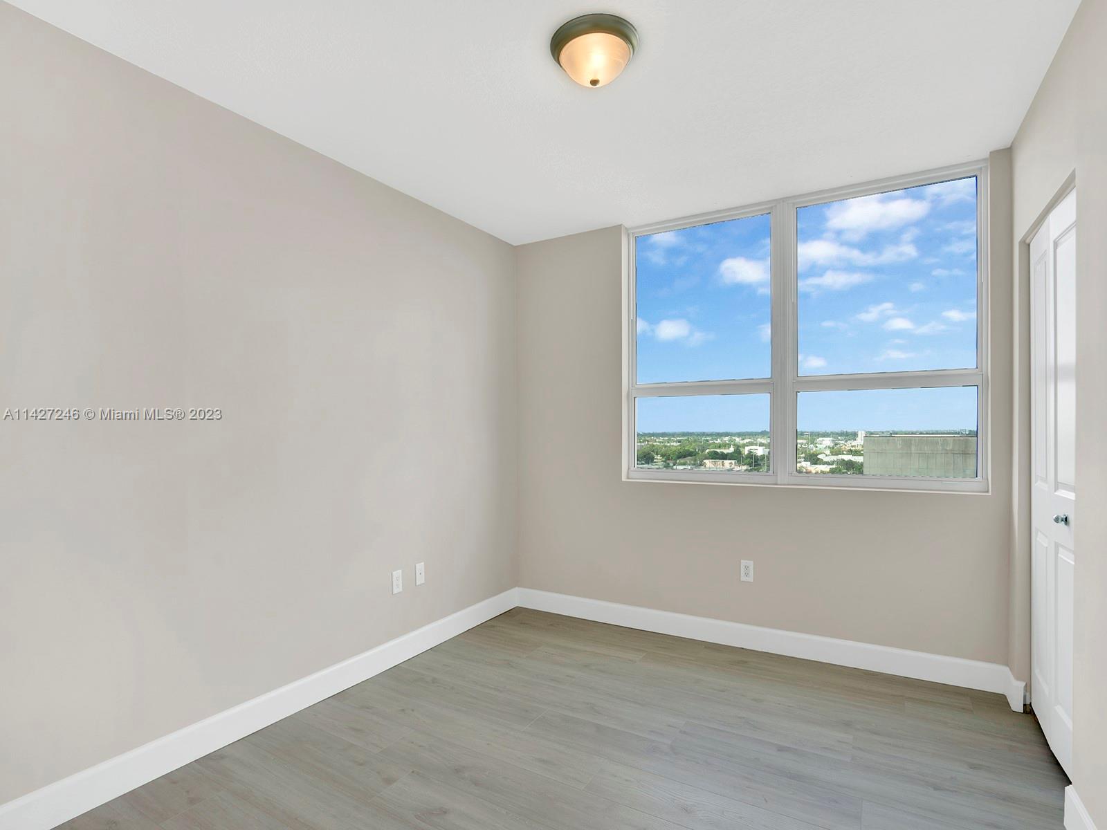 SYMPHONY NORTH CONDO - Residential Lease