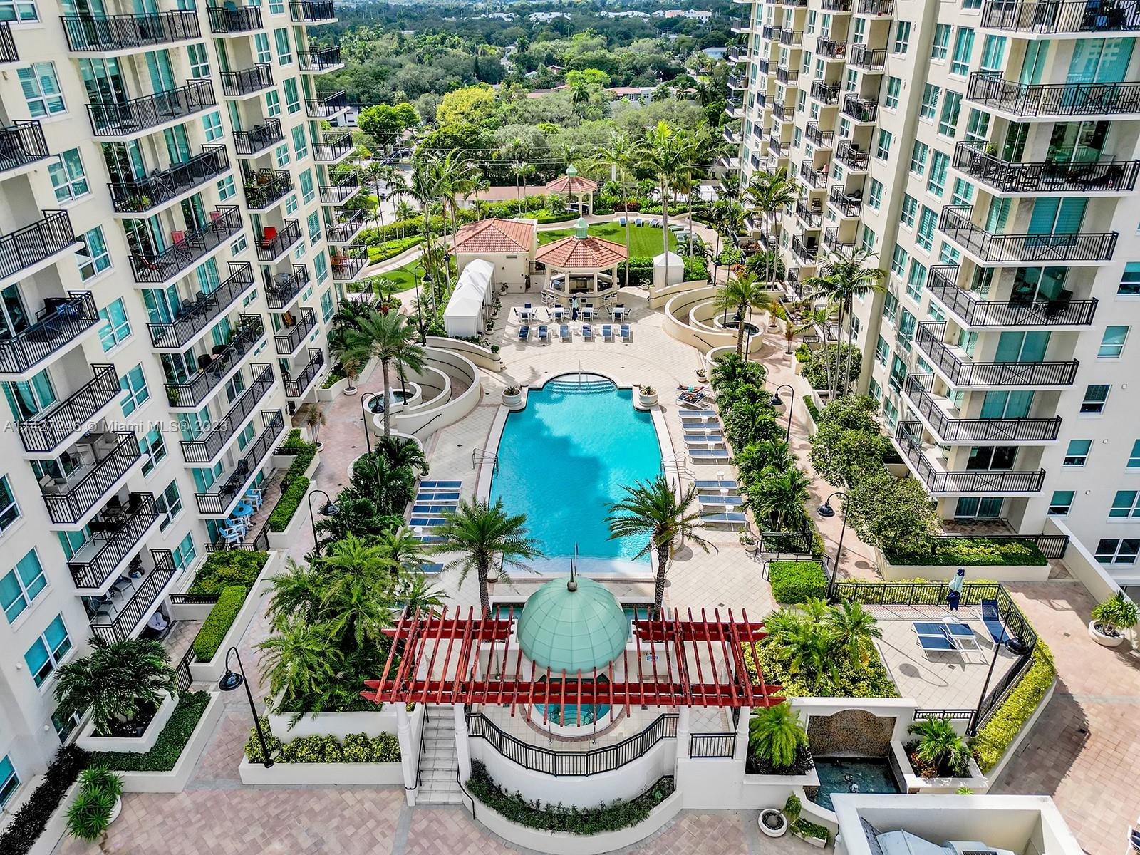 SYMPHONY NORTH CONDO - Residential Lease