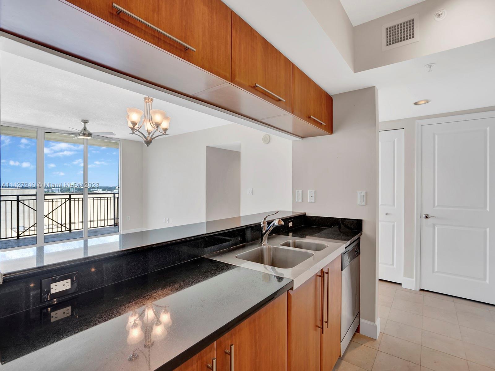 SYMPHONY NORTH CONDO - Residential Lease