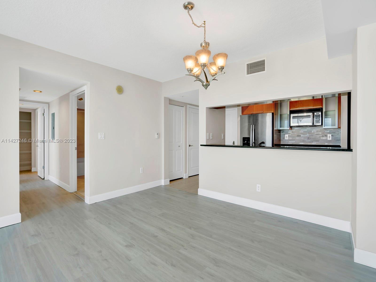SYMPHONY NORTH CONDO - Residential Lease