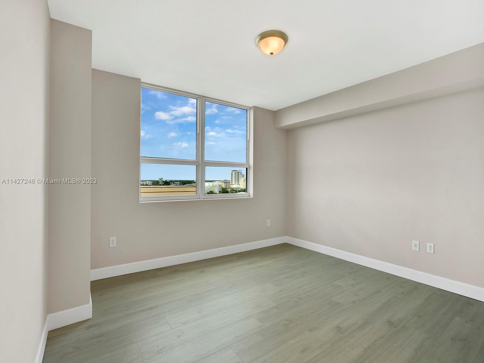 SYMPHONY NORTH CONDO - Residential Lease