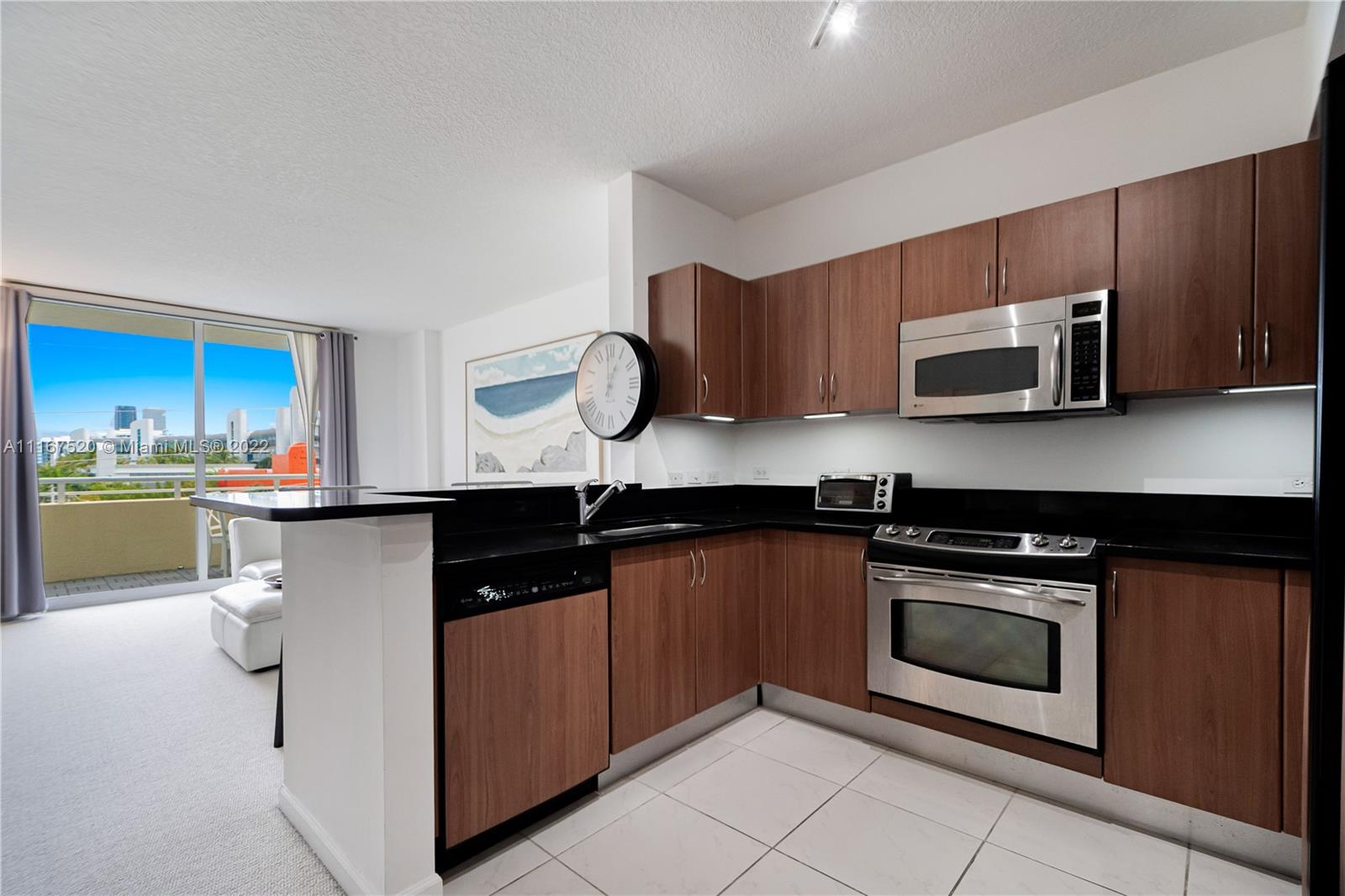 VENTURE AT AVENTURA EAST - Residential