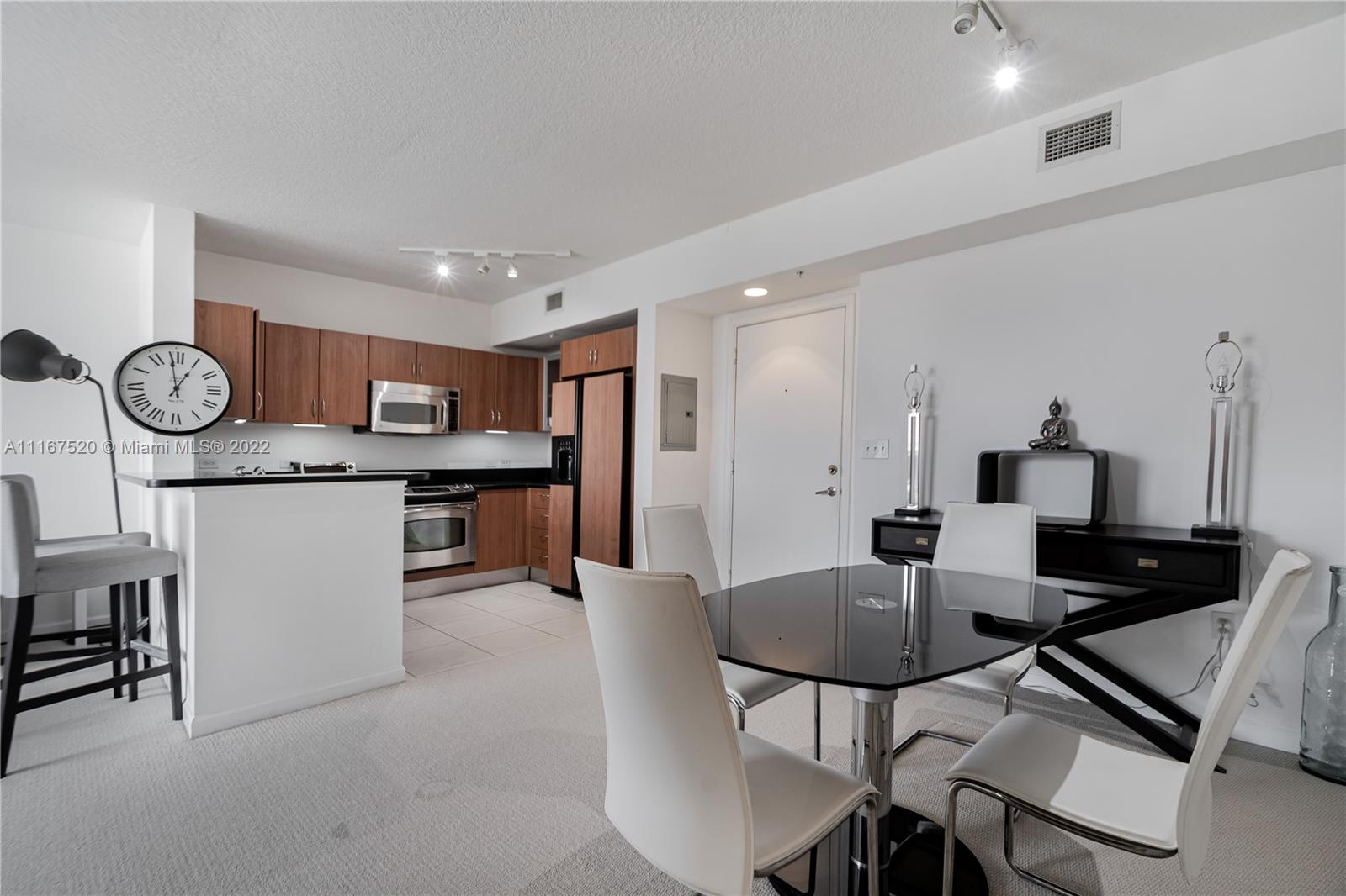 VENTURE AT AVENTURA EAST - Residential