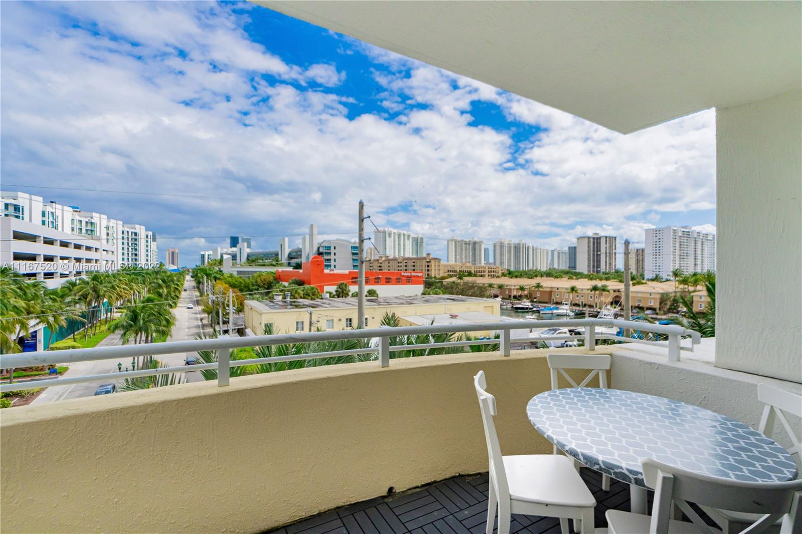 VENTURE AT AVENTURA EAST - Residential
