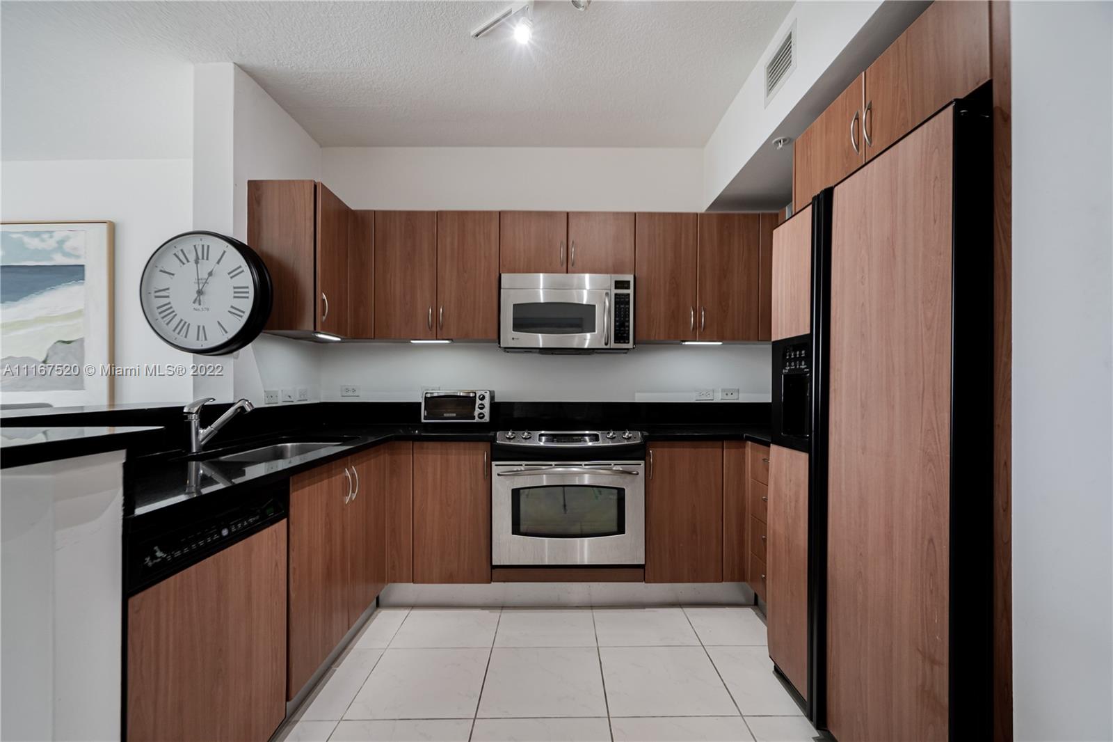 VENTURE AT AVENTURA EAST - Residential