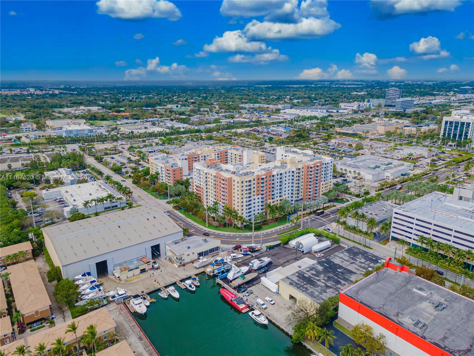 VENTURE AT AVENTURA EAST - Residential