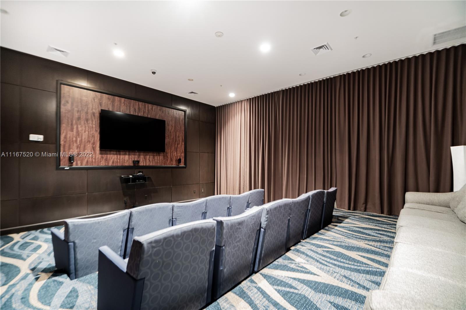 VENTURE AT AVENTURA EAST - Residential