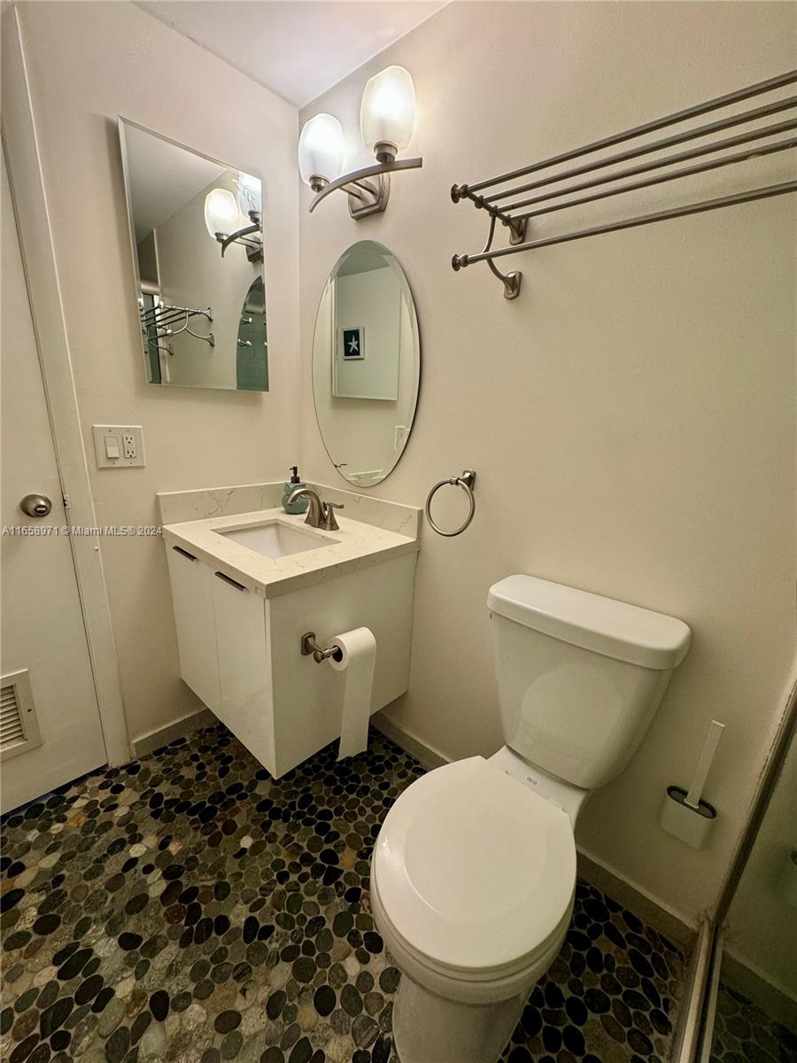 HOME TOWER CONDO - Residential