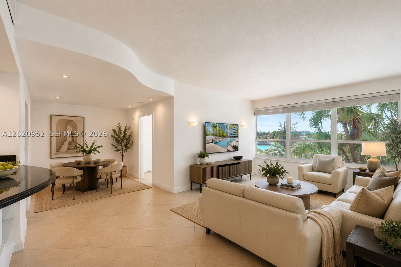 THE EXECUTIVE CONDO - Residential