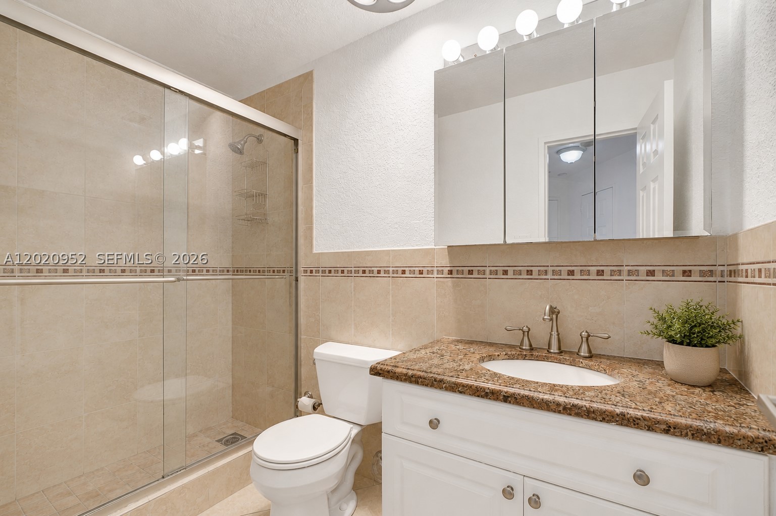 THE EXECUTIVE CONDO - Residential