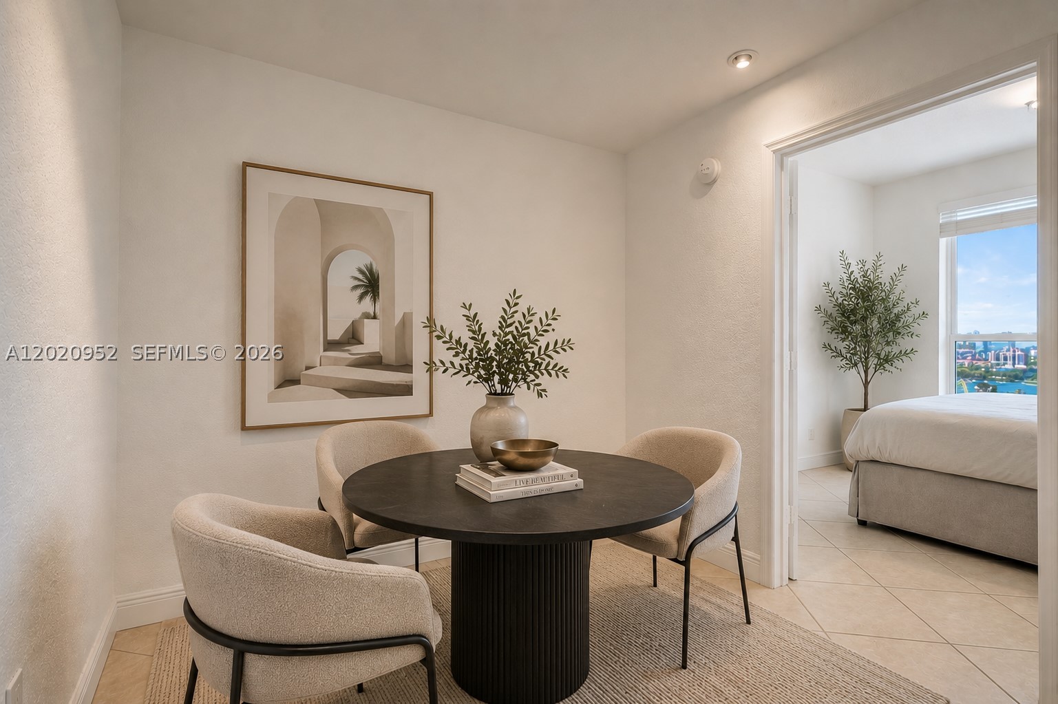 THE EXECUTIVE CONDO - Residential